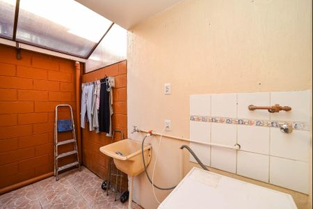 Casa de condomínio à venda com 84m², 3 quartos e 1 vagaÁrea de Serviço