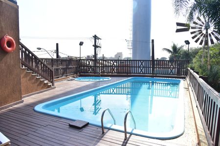 Casa de condomínio à venda com 84m², 3 quartos e 1 vagaÁrea comum - Piscina