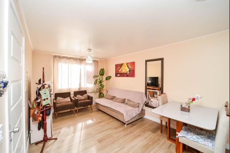 Sala de casa de condomínio à venda com 3 quartos, 84m² em Jardim Itu, Porto Alegre