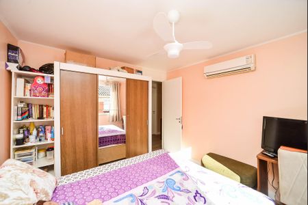 Casa de condomínio à venda com 84m², 3 quartos e 1 vagaQuarto 1