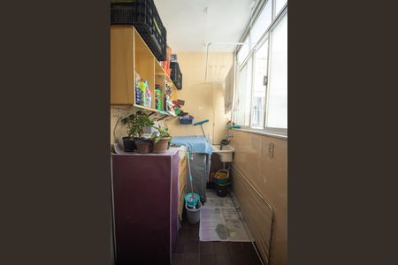 Apartamento para alugar com 54m², 3 quartos e 1 vagaÁrea de Serviço