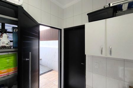 Casa para alugar com 200m², 4 quartos e 2 vagasÁrea de Serviço com banheiro