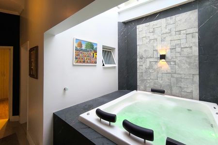 Casa para alugar com 200m², 4 quartos e 2 vagasHidromassagem