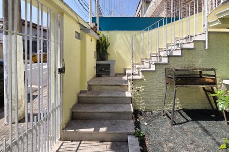 Casa à venda com 170m², 3 quartos e 2 vagasEntrada
