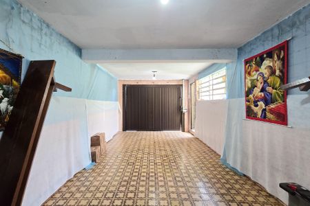 Casa à venda com 170m², 3 quartos e 2 vagasGaragem