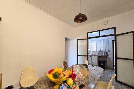 Casa à venda com 170m², 3 quartos e 2 vagasCopa