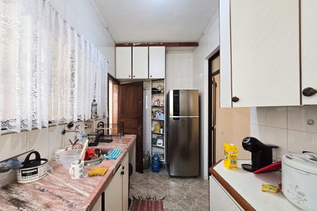 Casa à venda com 170m², 3 quartos e 2 vagasCozinha