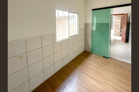 Quarto  de apartamento para alugar com 1 quarto, 30m² em Serraria, São José