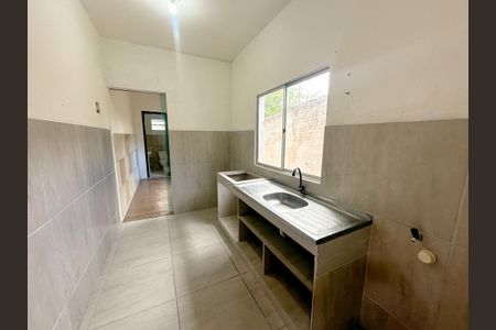 Sala/Cozinha de apartamento para alugar com 1 quarto, 30m² em Serraria, São José