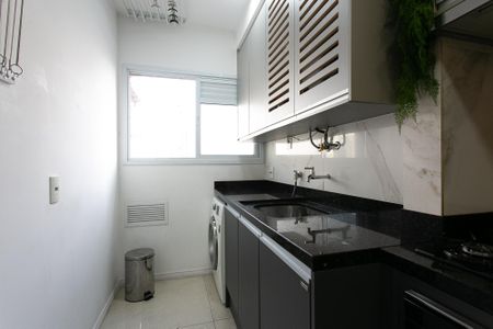 Apartamento à venda com 63m², 2 quartos e 1 vagaÁrea de Serviço
