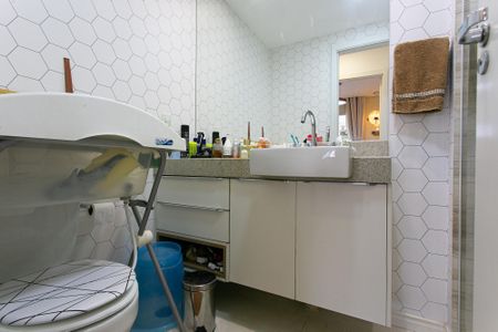 Apartamento à venda com 63m², 2 quartos e 1 vagaBanheiro Social