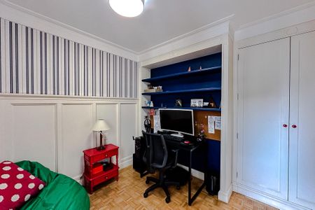 Apartamento à venda com 101m², 3 quartos e 2 vagas Apartamento à venda com 101m², 3 quartos e 2 vagasQuarto 2