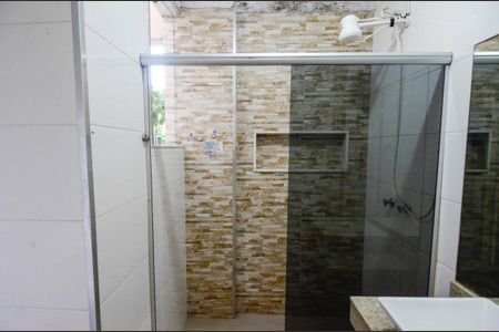 Apartamento à venda com 70m², 2 quartos e sem vagaBanheiro