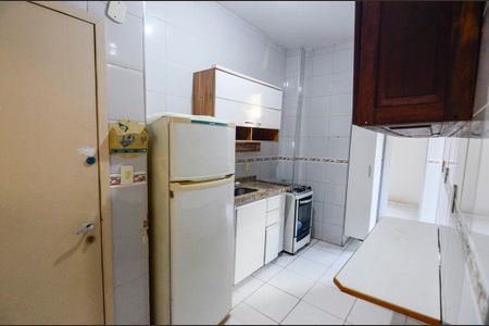 Apartamento à venda com 70m², 2 quartos e sem vagaCozinha