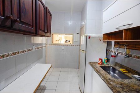 Apartamento à venda com 70m², 2 quartos e sem vagaCozinha