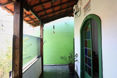 Casa à venda com 300m², 3 quartos e 2 vagasVaranda da Sala