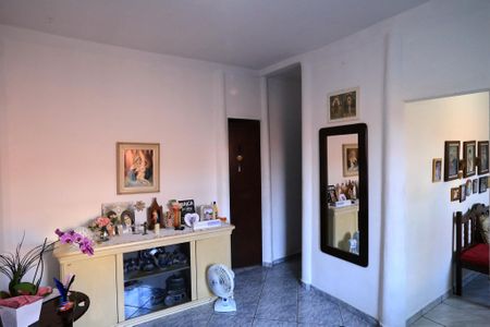 Casa à venda com 300m², 3 quartos e 2 vagasSala 2