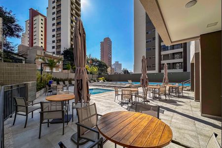 Apartamento à venda com 128m², 3 quartos e 3 vagasÁrea comum - Piscina