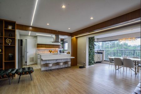 Sala de apartamento à venda com 3 quartos, 128m² em Vila Gilda, Santo André