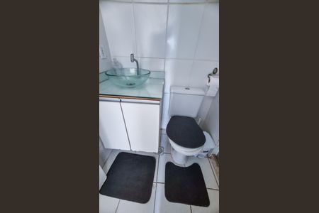 Apartamento à venda com 46m², 2 quartos e sem vaga Apartamento à venda com 46m², 2 quartos e sem vagaBanheiro