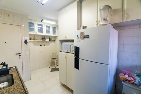 Apartamento à venda com 104m², 3 quartos e 2 vagasCozinha