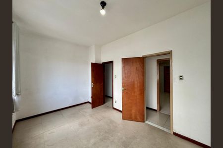 Apartamento para alugar com 210m², 4 quartos e 2 vagas Apartamento para alugar com 210m², 4 quartos e 2 vagasQuarto 1