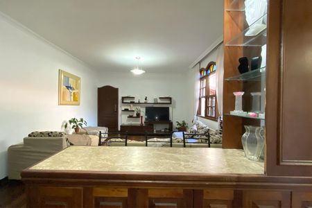 Apartamento à venda com 185m², 4 quartos e 2 vagasSala