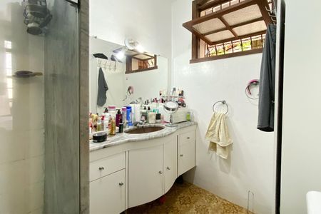 Apartamento à venda com 185m², 4 quartos e 2 vagasBanheiro Social 1