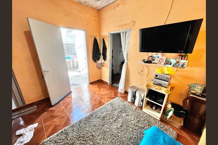Casa à venda com 79m², 3 quartos e 3 vagasEdícula