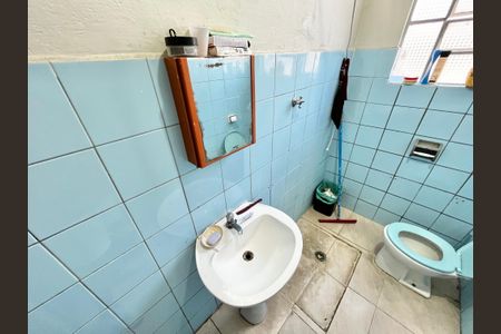 Banheiro de casa à venda com 3 quartos, 79m² em Vila Aurora (zona Norte), São Paulo