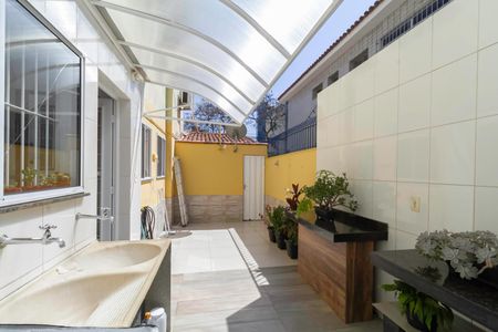 Apartamento à venda com 110m², 3 quartos e 1 vaga Apartamento à venda com 110m², 3 quartos e 1 vagaÁrea privativa