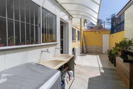 Apartamento à venda com 110m², 3 quartos e 1 vaga Apartamento à venda com 110m², 3 quartos e 1 vagaÁrea de serviço