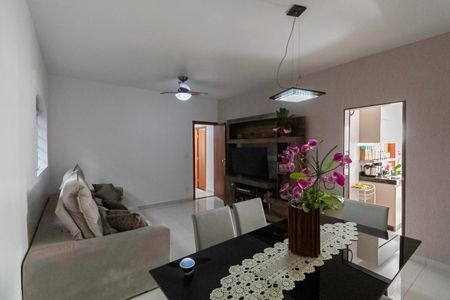 Apartamento à venda com 110m², 3 quartos e 1 vaga Apartamento à venda com 110m², 3 quartos e 1 vagaSala