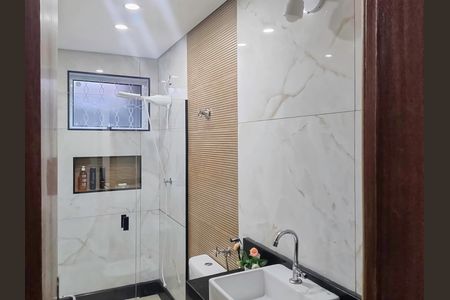 Apartamento à venda com 110m², 3 quartos e 1 vaga Apartamento à venda com 110m², 3 quartos e 1 vagaBanheiro social