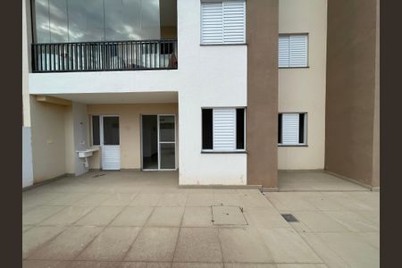 Apartamento para alugar com 93m², 2 quartos e 1 vagaQuintal