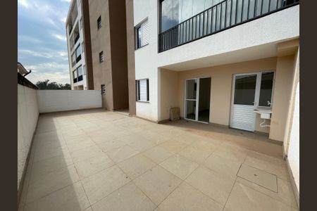 Apartamento para alugar com 93m², 2 quartos e 1 vagaQuintal