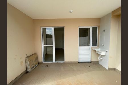 Apartamento para alugar com 93m², 2 quartos e 1 vagaQuintal