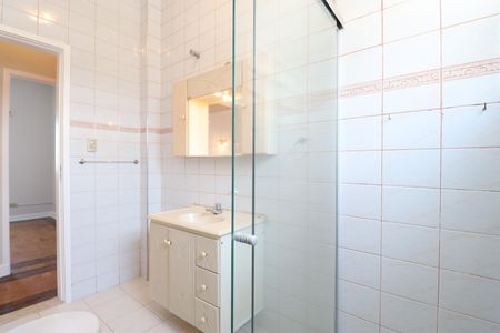 Apartamento para alugar com 70m², 2 quartos e sem vagaBanheiro