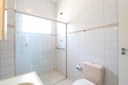 Apartamento para alugar com 70m², 2 quartos e sem vagaBanheiro