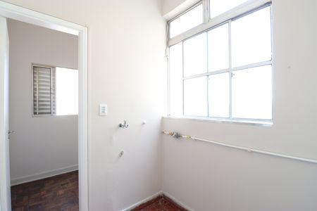 Apartamento para alugar com 70m², 2 quartos e sem vaga Quarto de Serviço