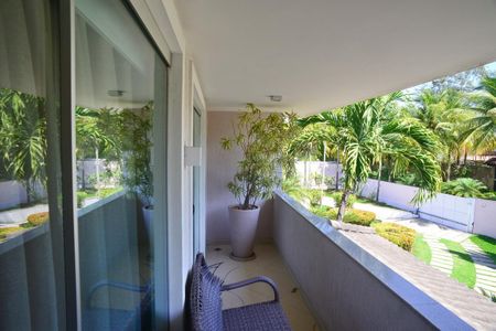 Casa de condomínio à venda com 1370m², 5 quartos e 10 vagasVaranda da Suíte 2