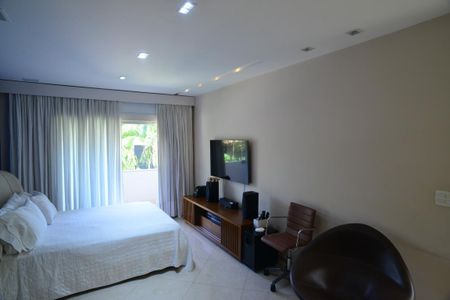 Casa de condomínio à venda com 1370m², 5 quartos e 10 vagasSuíte 4