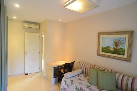 Casa de condomínio à venda com 1370m², 5 quartos e 10 vagasSuíte 2