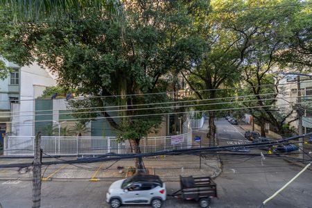 Apartamento à venda com 84m², 2 quartos e 1 vaga Apartamento à venda com 84m², 2 quartos e 1 vagaSala Varanda Vista