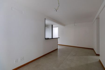 Apartamento à venda com 84m², 2 quartos e 1 vaga Apartamento à venda com 84m², 2 quartos e 1 vagaSala