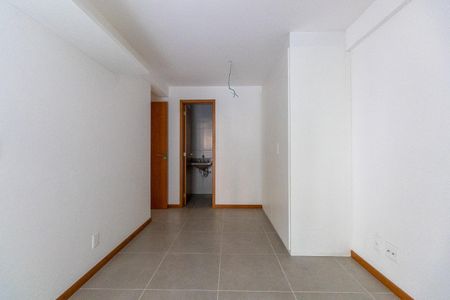 Apartamento à venda com 84m², 2 quartos e 1 vaga Apartamento à venda com 84m², 2 quartos e 1 vagaQuarto Suite
