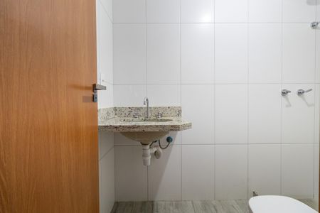Apartamento à venda com 84m², 2 quartos e 1 vaga Apartamento à venda com 84m², 2 quartos e 1 vagaBanheiro Social