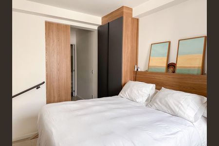 Apartamento à venda com 72m², 1 quarto e 1 vagaQuarto