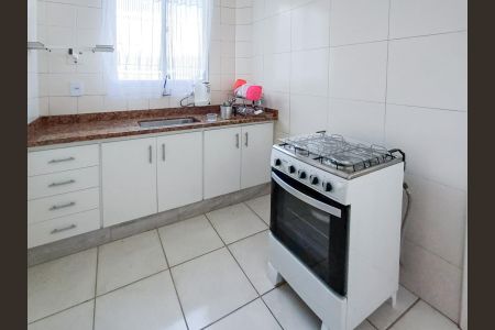 Cozinha de apartamento à venda com 3 quartos, 90m² em Dom Cabral, Belo Horizonte