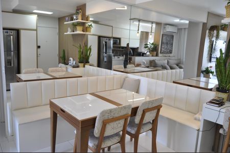 Apartamento à venda com 68m², 3 quartos e 1 vagaSala de Jantar